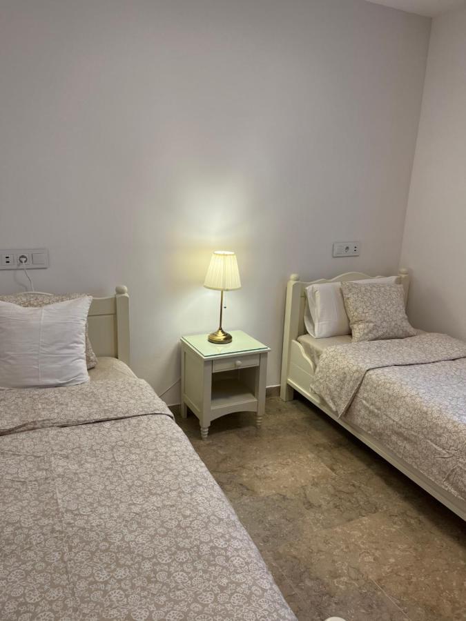 Apartamento luminoso Paloma a 350 metros de la playa con parking gratuito Sant Feliu de Guíxols Exterior foto